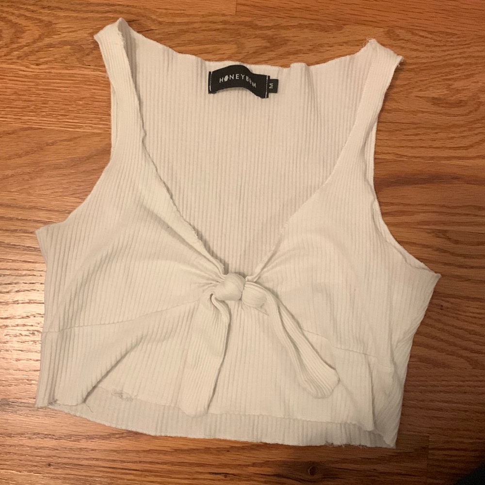 white tank
